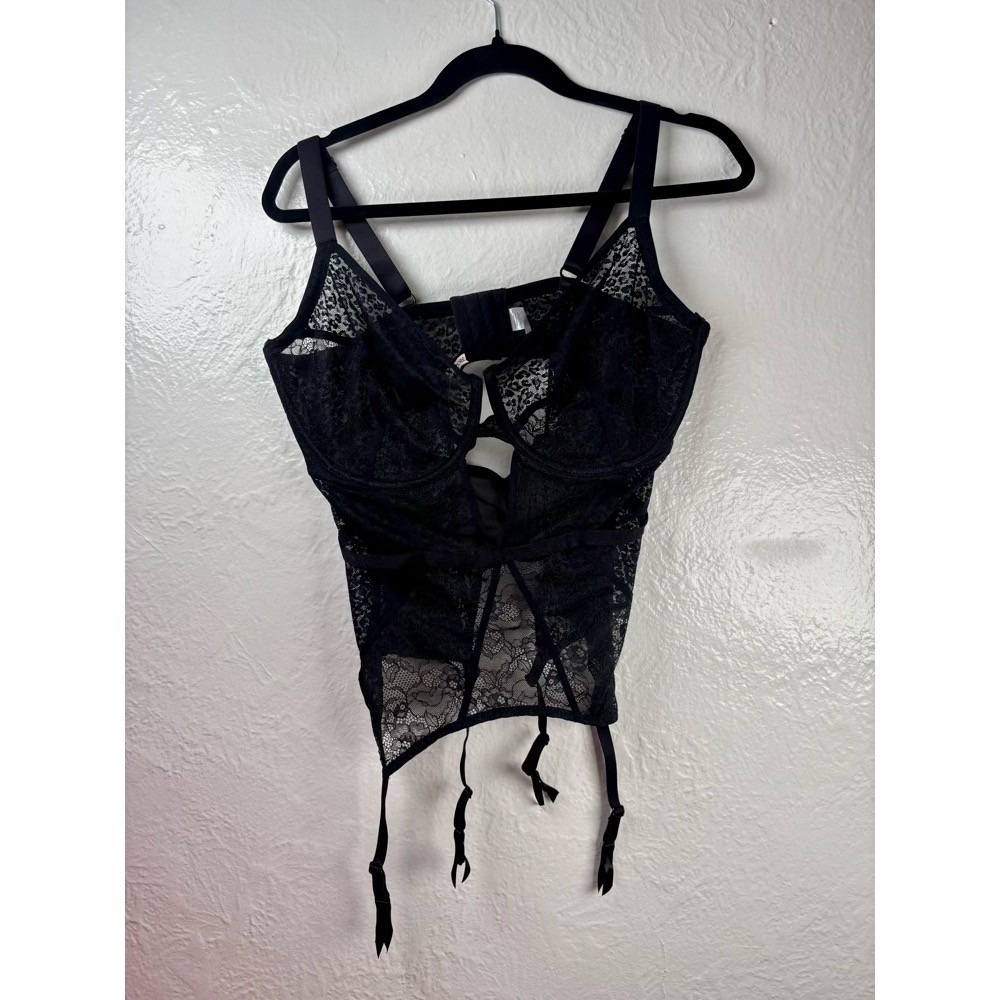Bustier Black 38H Floral Lace Underwire Garter Straps Lingerie Burlesque Witchy